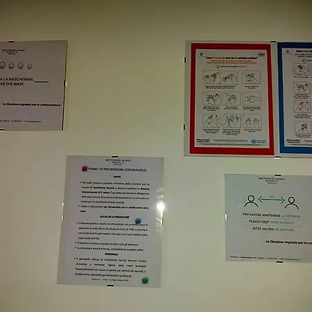 Affittacamere Tesori Del Salento 4*